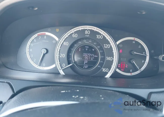 1HGCR3F84FA013436: 44273406