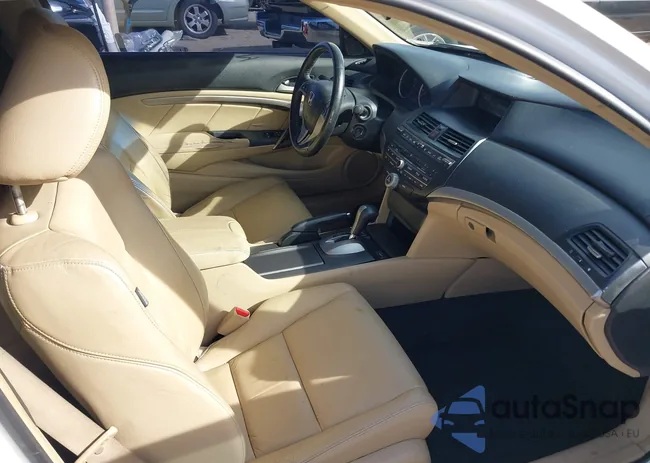 1HGCS22889A007647: 44273465