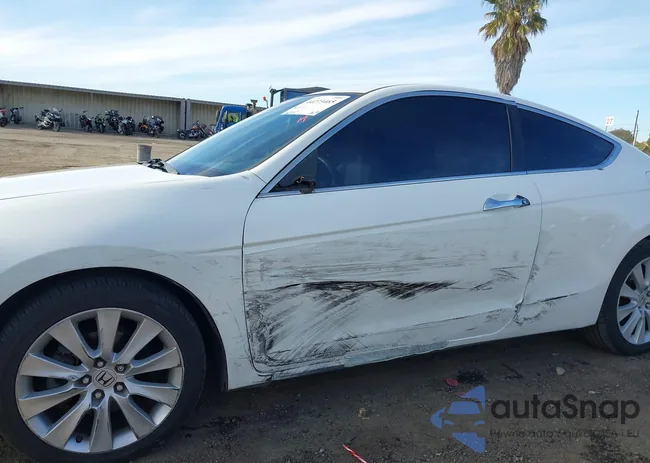 1HGCS22889A007647: 44273465