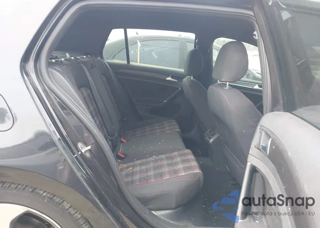 3VW547AU1JM254820: 44273566