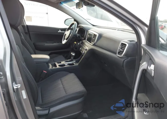 KNDPM3AC4M7882610: 44273591