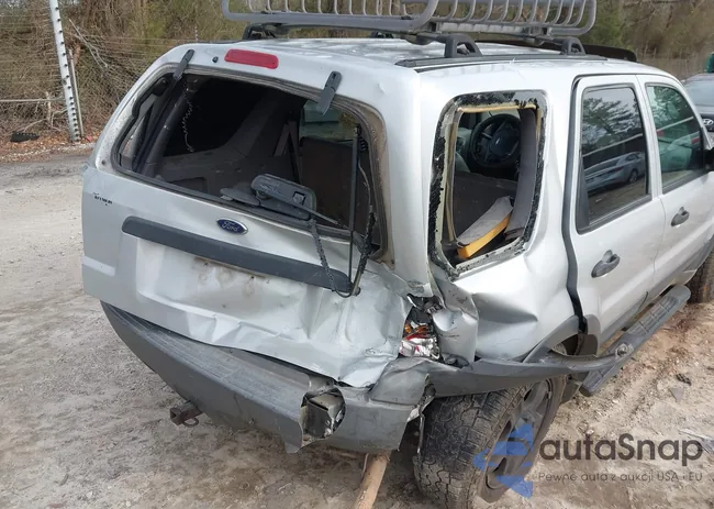 1FMYU04172KA70141: 44273610