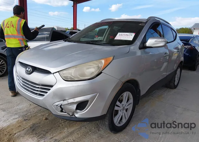 KM8JU3AC8CU339021: 44273629