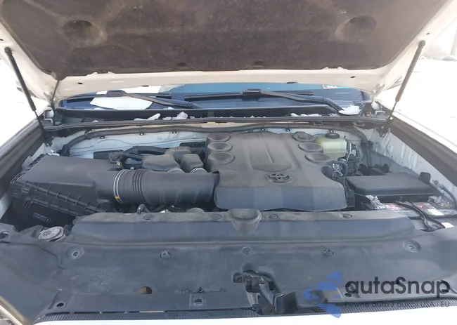 JTEBU5JR0K5617522: 44273677