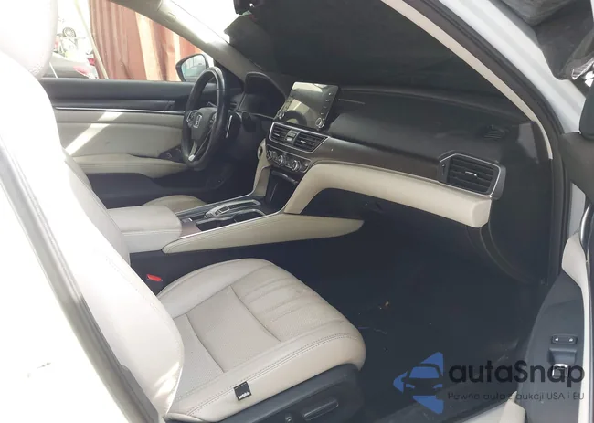 1HGCV2F93JA016027: 44272726