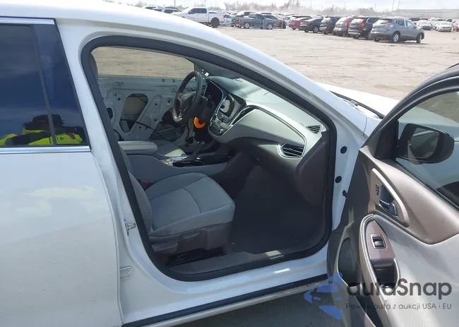 1G1ZD5ST5KF138643: 44272751