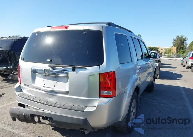 5FNYF3H6XBB048038: 44272791