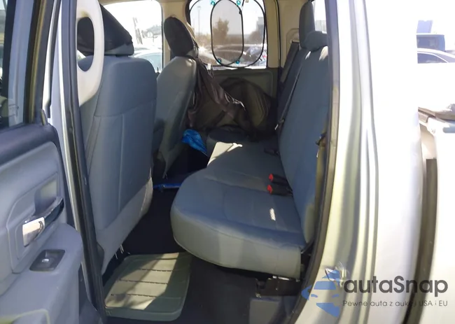 1C6RR6GG5HS582400: 44272818