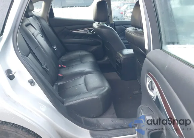 JN1BY1AP5BM323459: 44272861