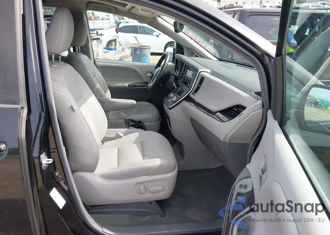 5TDYZ3DC1JS956228: 44272964