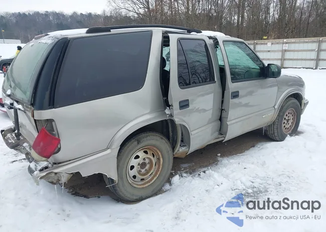 1GNDT13X85K120817: 44272973