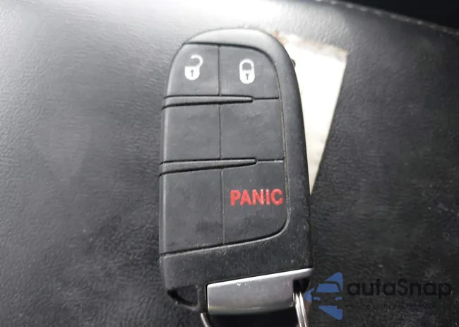 3C4PDCBBXHT587549: 44273027