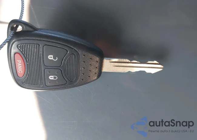 1C4NJDBB7GD654327: 44273051