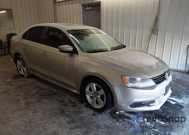 3VWLL7AJ4DM232458: 44274098