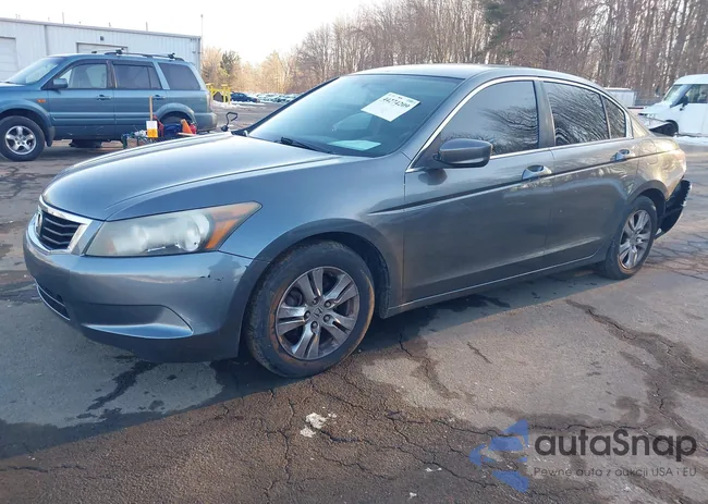 1HGCP2F4XAA079589: 44274209