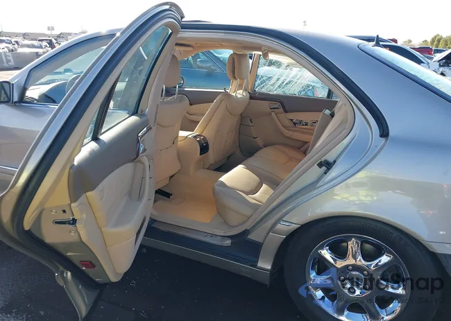 WDBNG75J3YA058765: 44274308