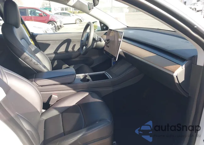 5YJYGDEE1MF303693: 44274310