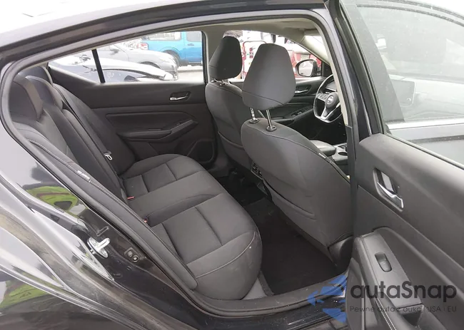 1N4BL4DV2KC109564: 44274396