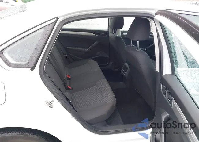 1VWAT7A3XHC017909: 44274516