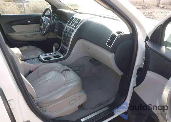 1GKKRRED8CJ130772: 44274541