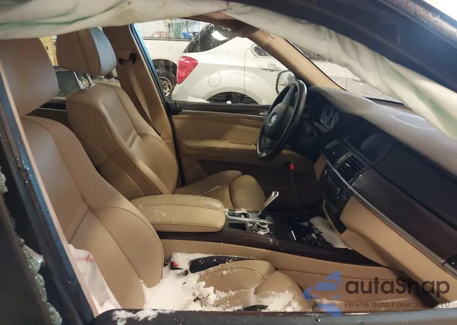 5UXZV4C5XD0E12621: 44274679