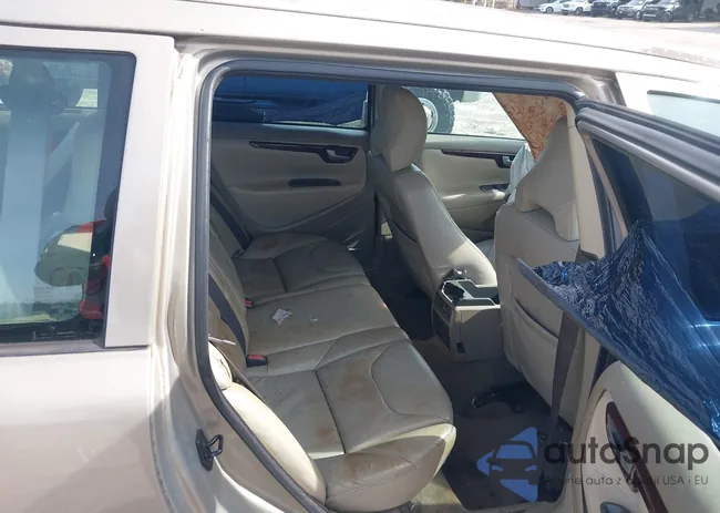 YV1SW58D612033421: 44273693