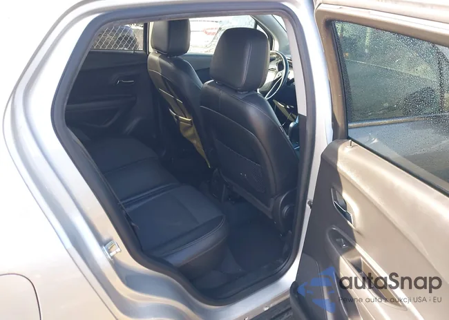 KL7CJLSB6JB638816: 44273791