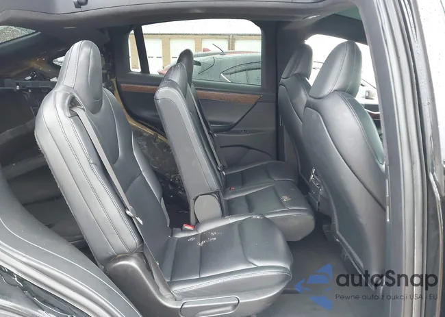 5YJXCAE28LF231045: 44273795