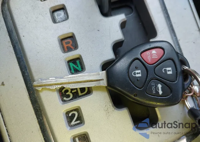 2T1BU4EE8AC468543: 44273803