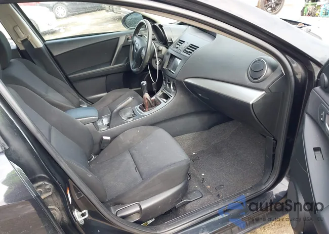 JM1BL1VG1B1476590: 44273847