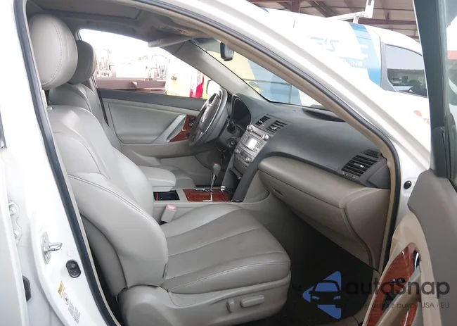 4T1BK46K18U565604: 44273896