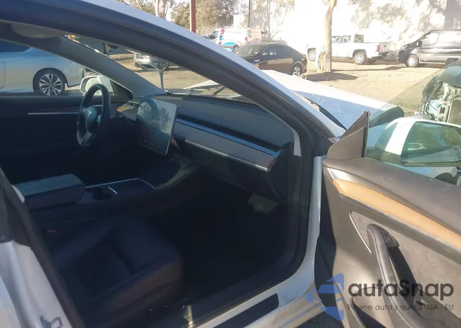 5YJ3E1EA1PF512531: 44273949