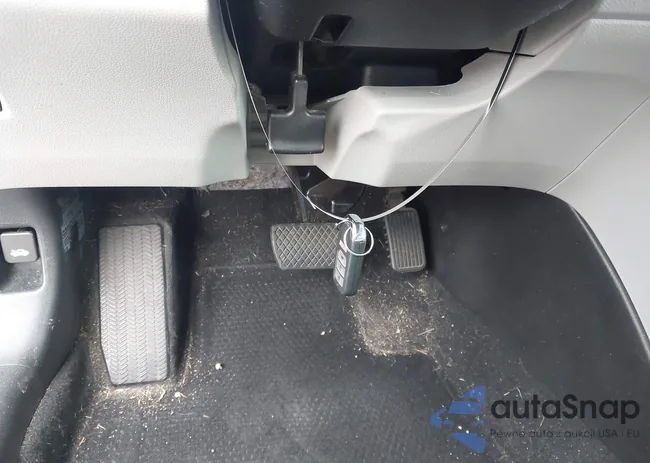 1HGCR2F82DA080057: 44273987