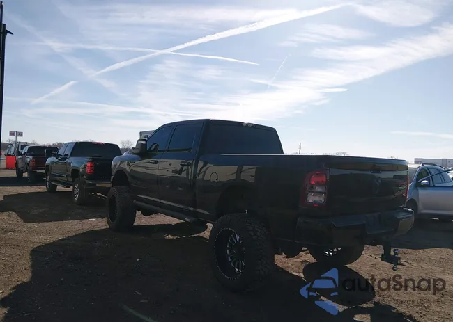 3C6UR5DL0RG132801: 44274010