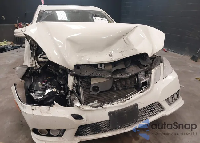 WDDHF8HB5AA118777: 44274042