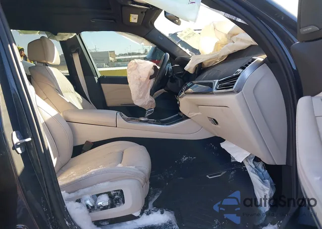 5UXJU4C09P9N64102: 44274075