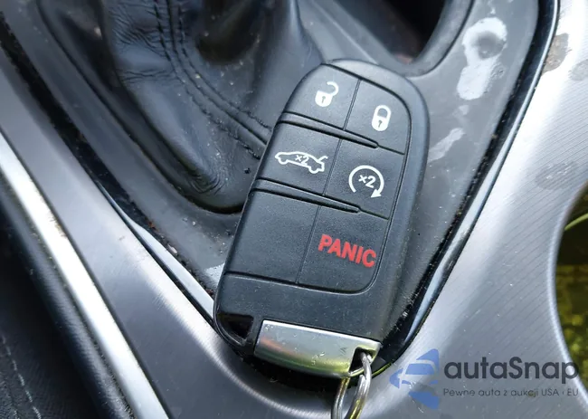 2C3CDZKGXMH611076: 44274076