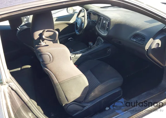 2C3CDZKGXMH611076: 44274076