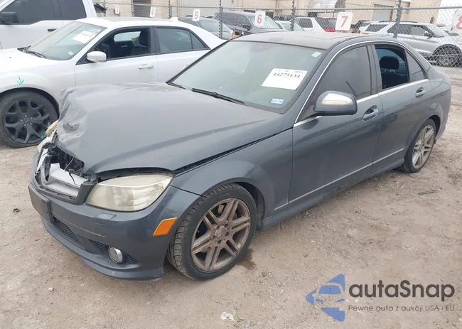 WDDGF56X28F117737: 44275134