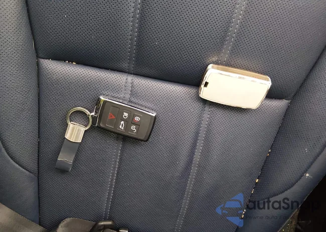 SALZP2FX6LH119625: 44275298