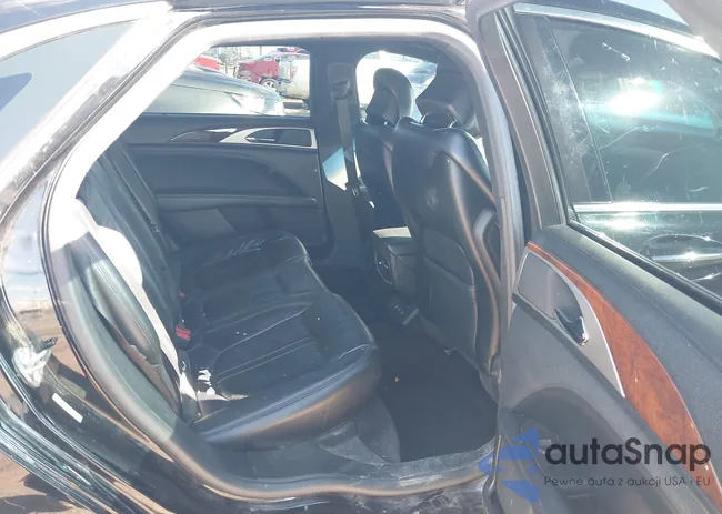 3LN6L5LU0JR614900: 44275369