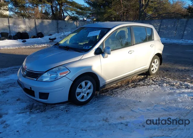 3N1BC13E38L357848: 44275411