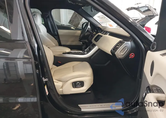 SALWR2FV1HA174396: 44275422