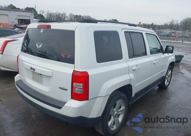 1C4NJPFAXGD811299: 44275466