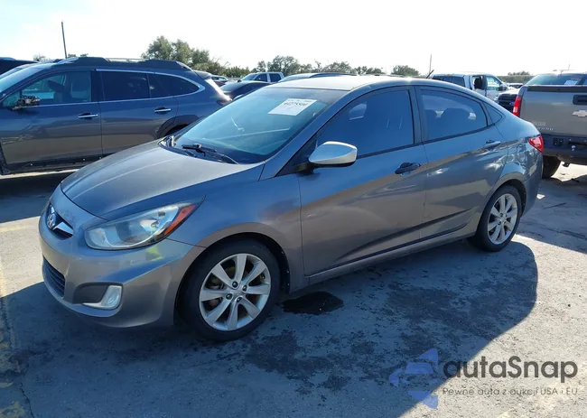 KMHCU4AE2DU480751: 44275500