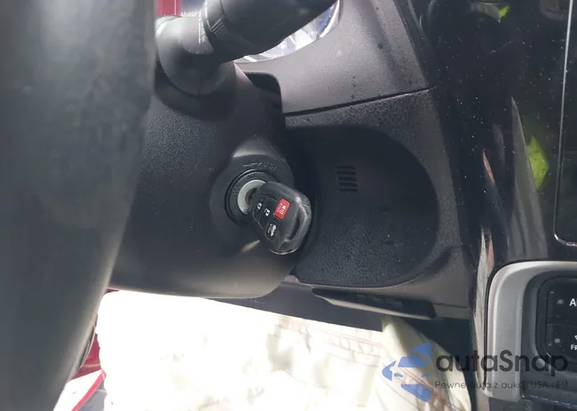 2T1BURHE7JC118703: 44275563