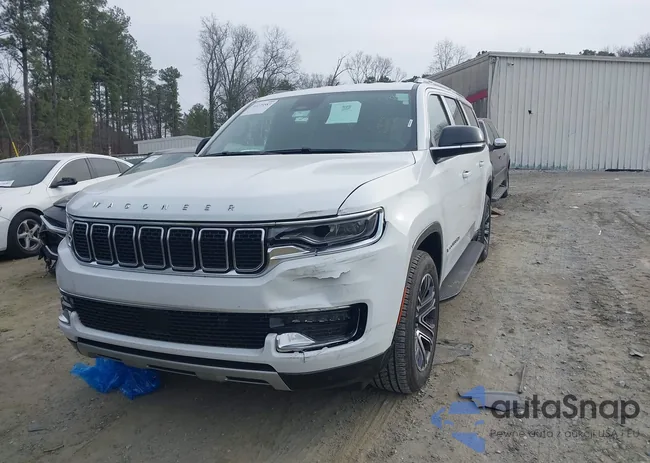 1C4SJSBP8SS511426: 44275583