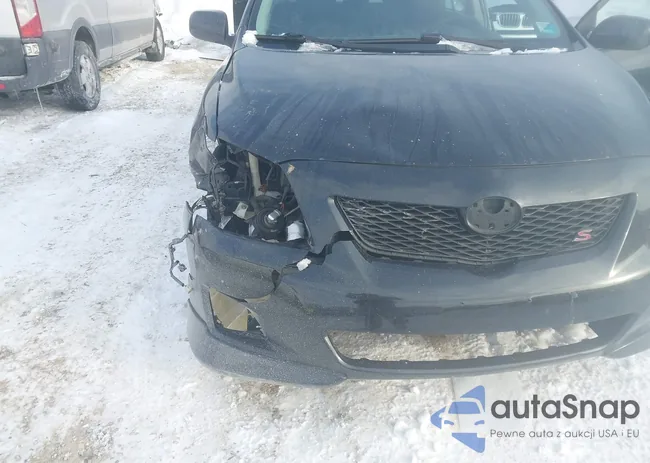 2T1BU4EE8AC469465: 44275605