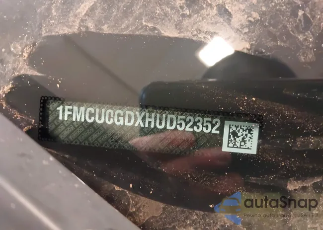 1FMCU0GDXHUD52352: 44274686