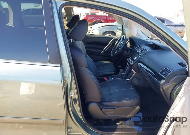 JF2SJAWC6HH565428: 44274703